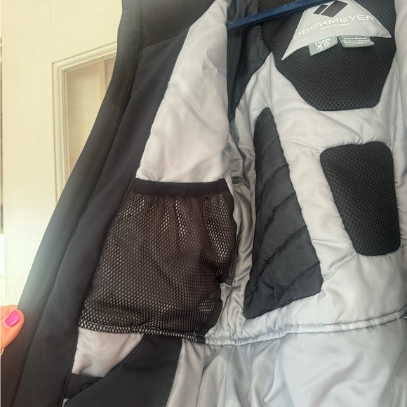 Obermeyer Mach ski coat teen size XS6-7 - Picture 6 of 10